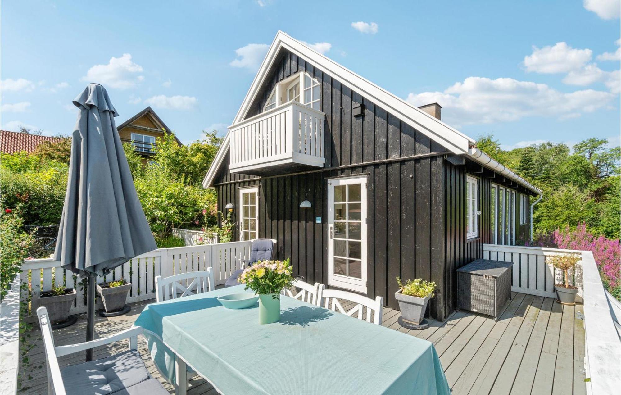 Lovely Home In Svaneke With House Sea View Exterior foto